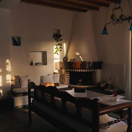 Romano Garden House - Land Tales Agios Romanos Eksteriør billede
