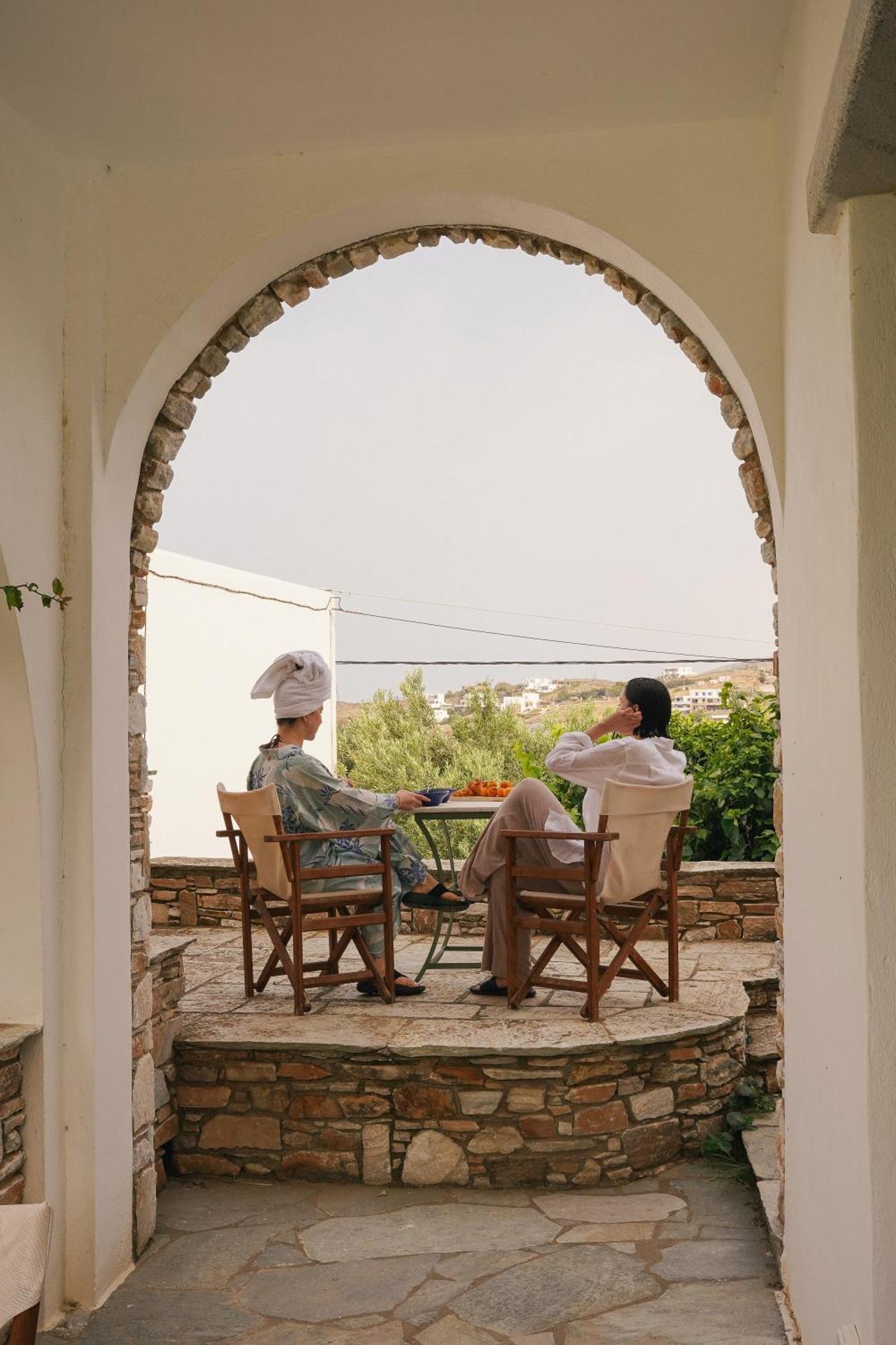 Romano Garden House - Land Tales Agios Romanos Eksteriør billede