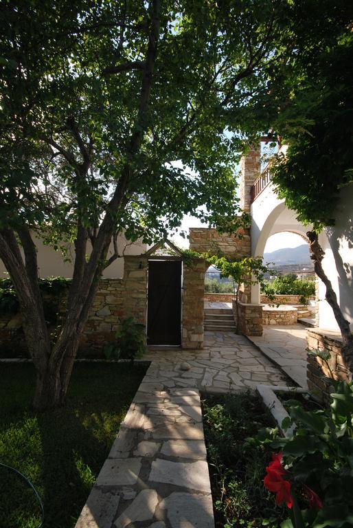 Romano Garden House - Land Tales Agios Romanos Værelse billede